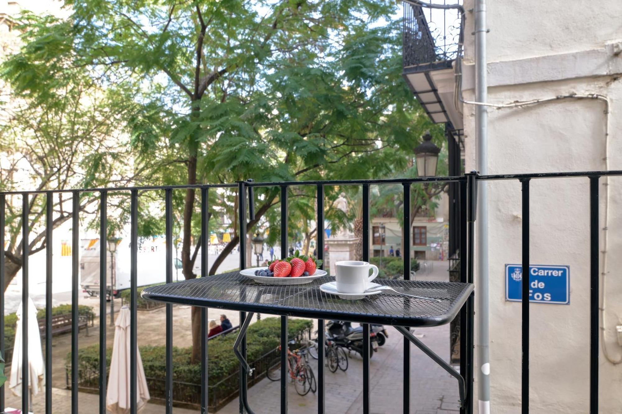 Apartamento De Diseno En La Plaza Del Carmen F1 Valencia Exterior foto